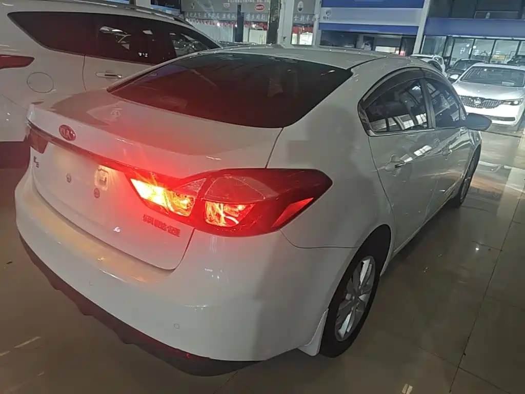 Kia K3 1.6 L Auto GLS
