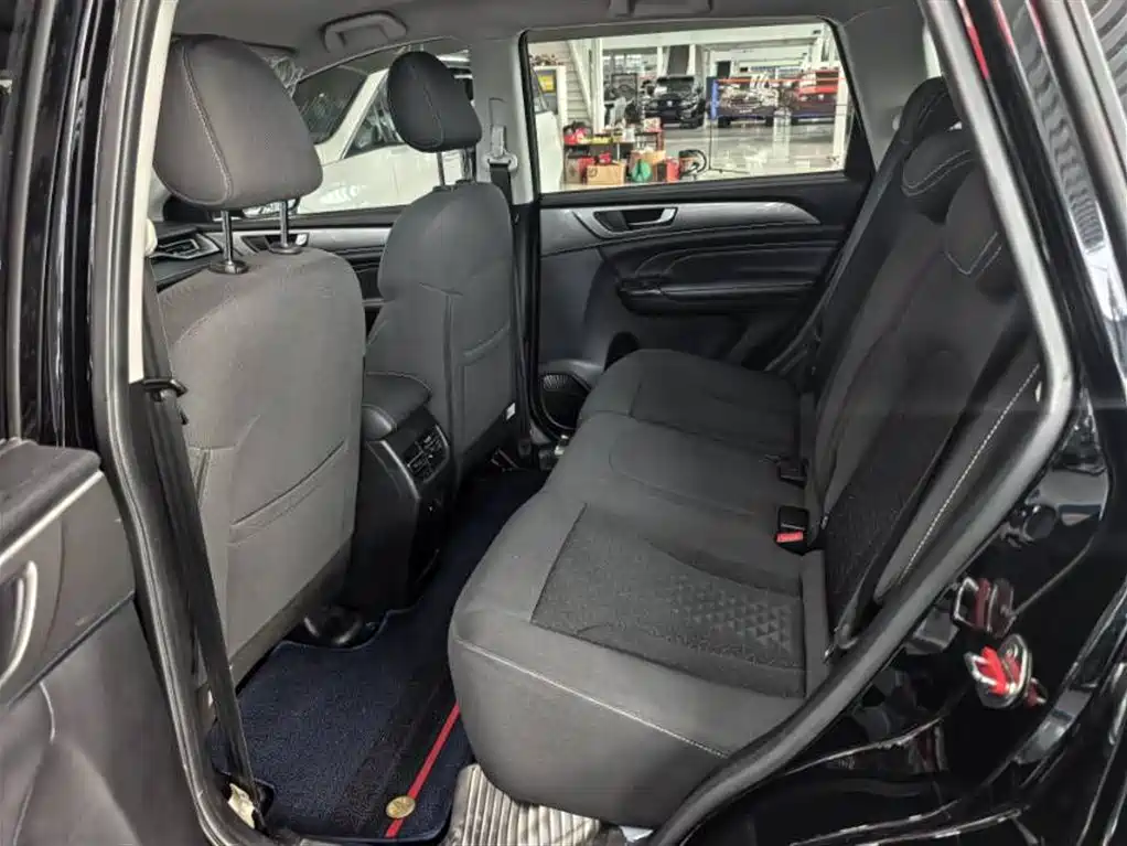 Haval M6 PLUS 1.5 T Manual Elite Connected