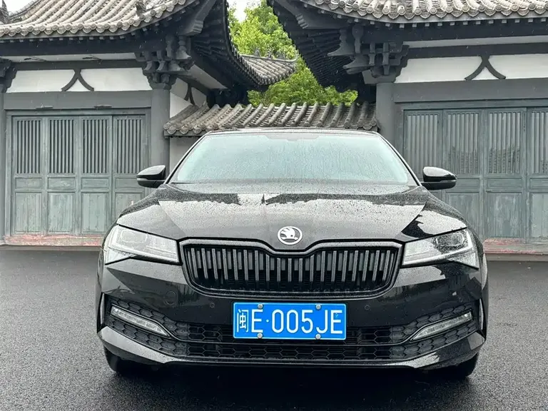 Skoda Superb TSI280 DSG Premium