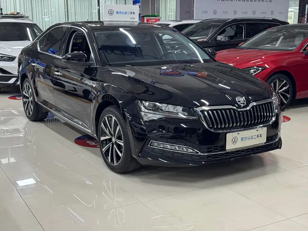 Superb Facelift TSI280 DSG Premium