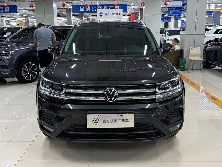 Volkswagen Tharu 280 TSI 2 WD Luxury
