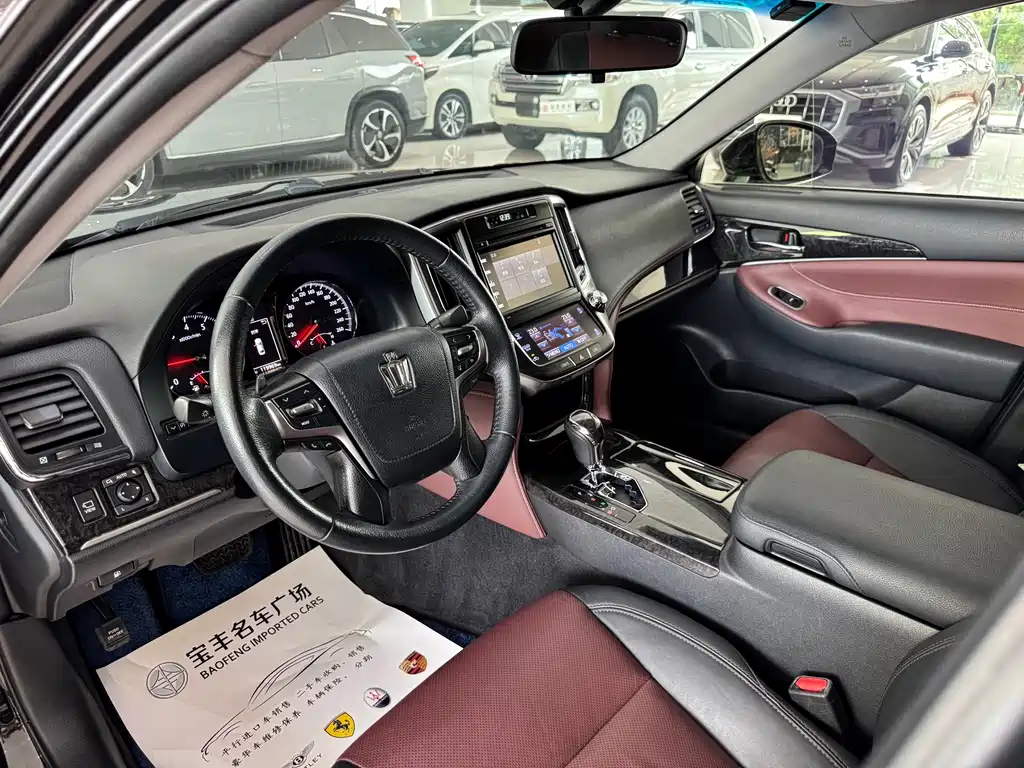 Crown 2.0 T Sport