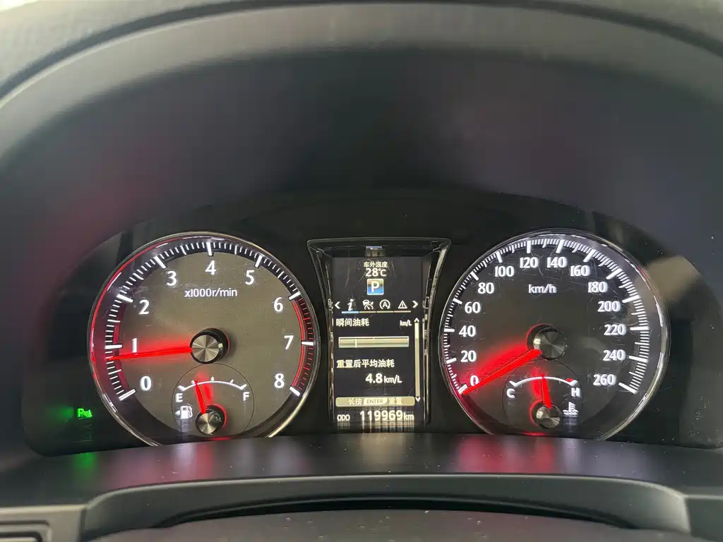 Crown 2.0 T Sport