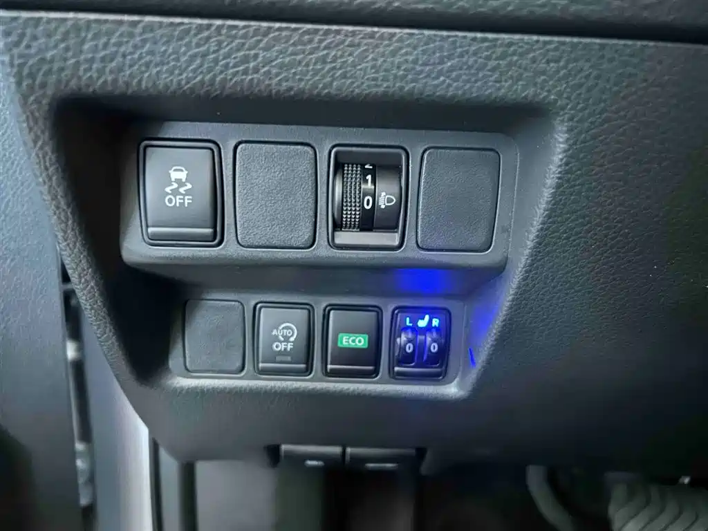 Qashqai Honor 2.0 L CVT XV+ Leading