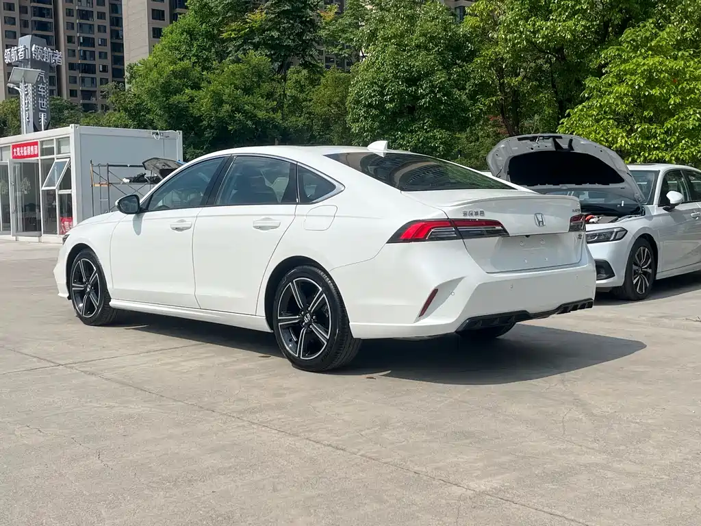 Inspire 英仕派 2024款 260 TURBO 精逸版