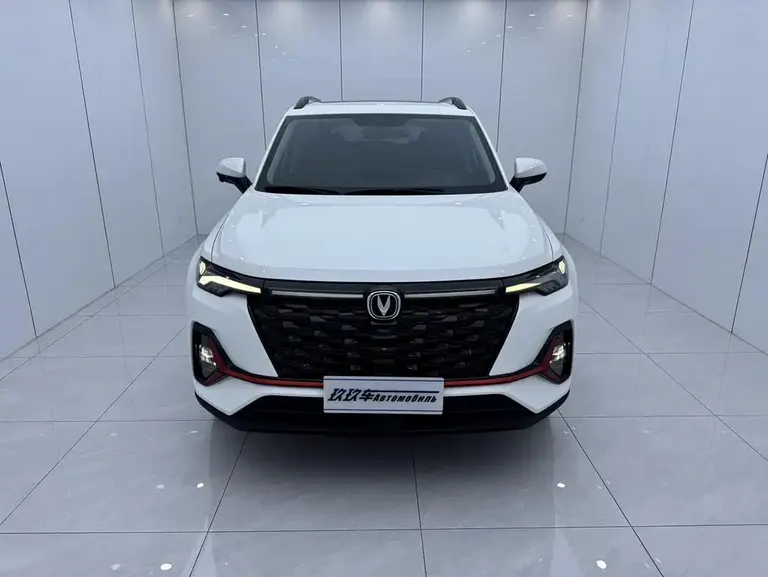 Changan CS35 PLUS Smooth Enjoyment 1.4 T DCT Luxury