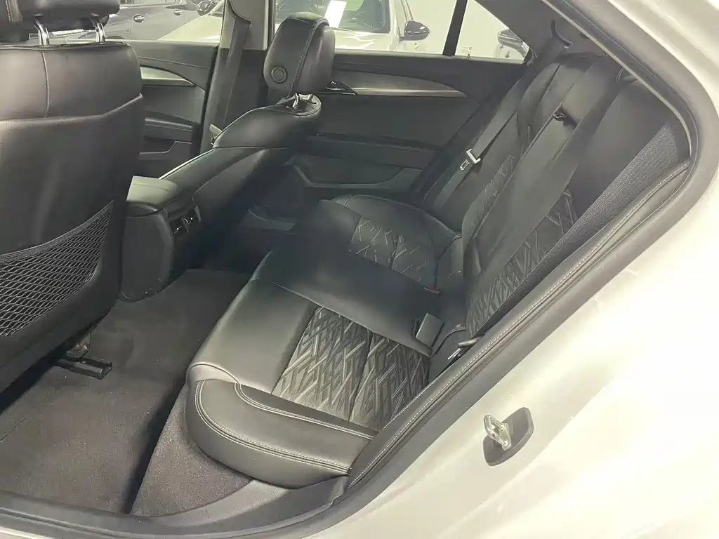 Cadillac ATS-L 28 T Tech