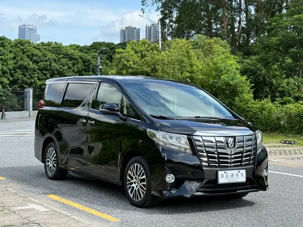 Alphard 3.5 L Distinguished