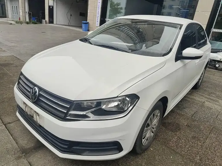 Volkswagen Santana 1.5 L Manual Style