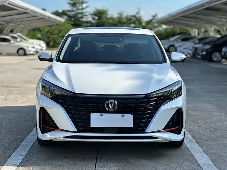 Changan Eado PLUS Blue Whale NE 1.4 T GDI DCT Flagship