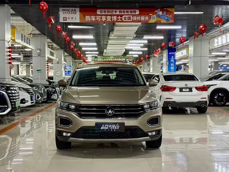 Volkswagen T-ROC 280 TSI DSG 2 WD Comfort Enjoyment Connected