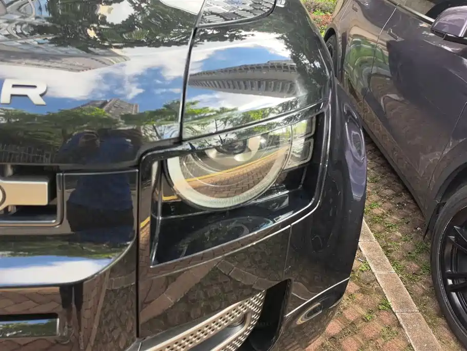 Land Rover Defender 110 3.0 T P400 X-DYNAMIC HSE