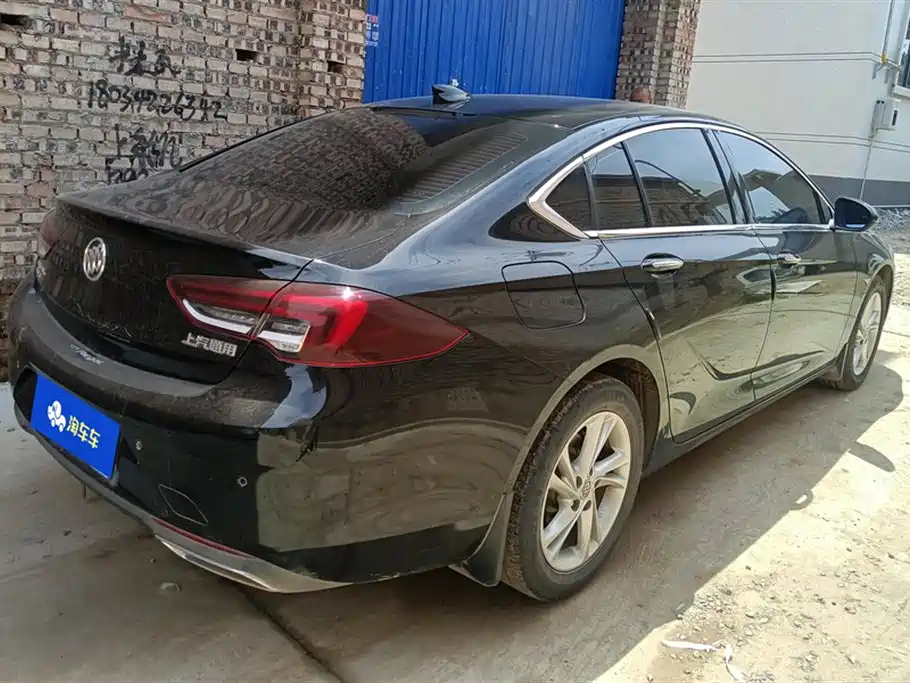 Regal 552 T Luxury