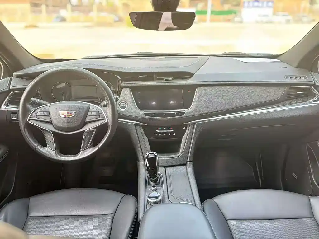 Cadillac XT5 28 T Luxury