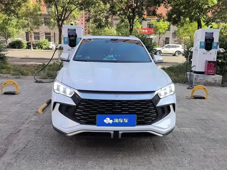 BYD Song Pro NEV Glory DM-i 110 KM Outstanding