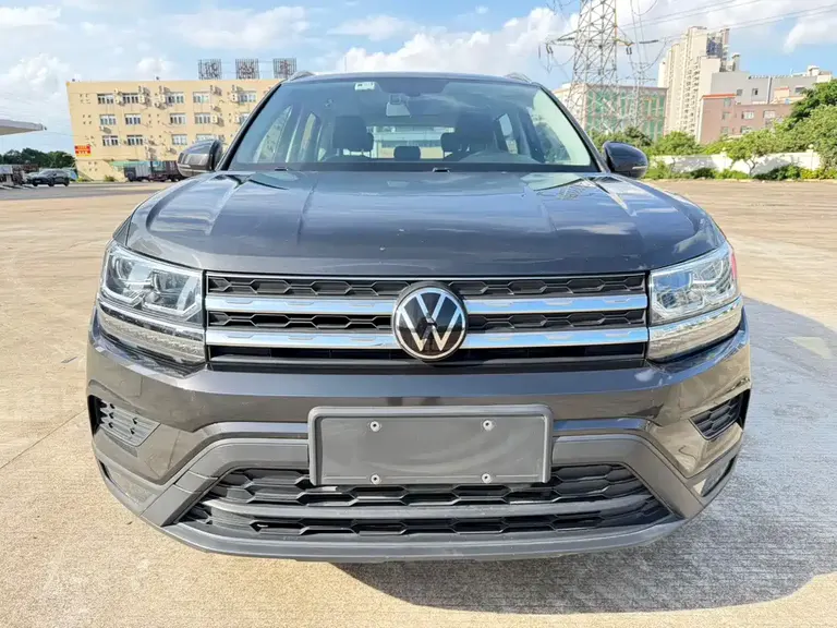 Volkswagen Tharu 280 TSI 2 WD Luxury
