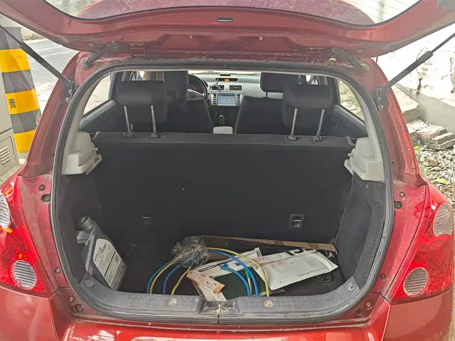 Swift 1.5 L Manual Fashion