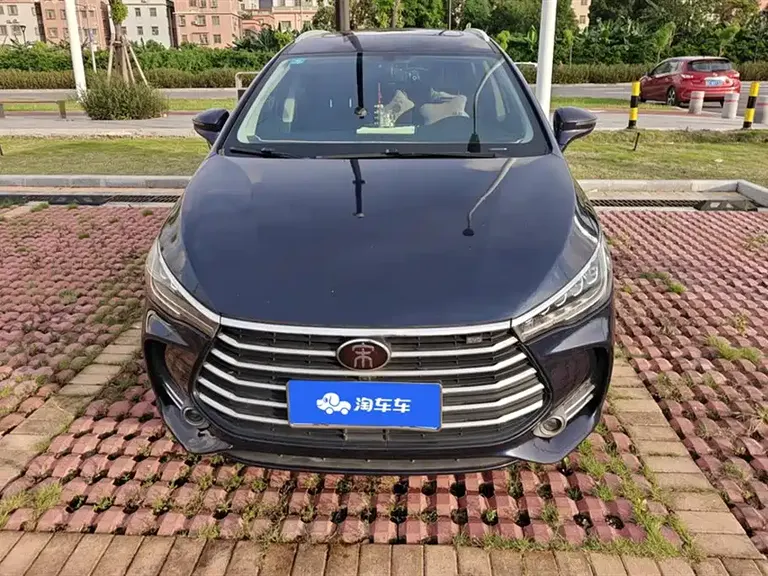 BYD Song MAX 1.5 T Auto Connected Wise Comfort Sunroof 7-seat CN-VI