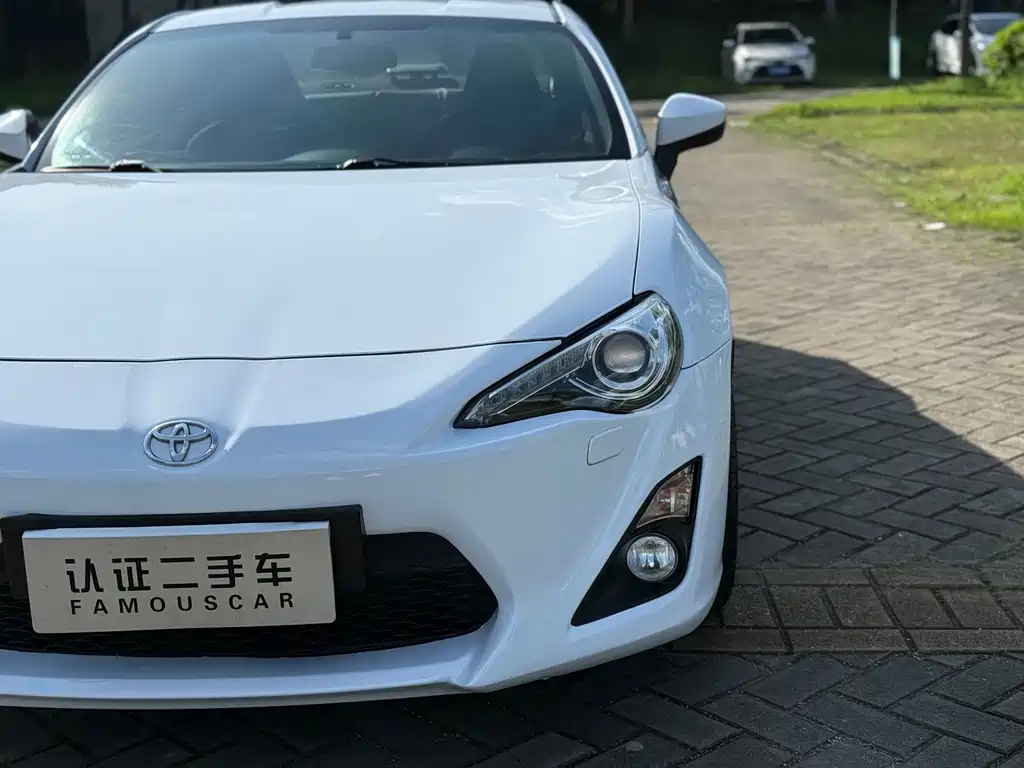Toyota 86 2.0 L Auto Luxury
