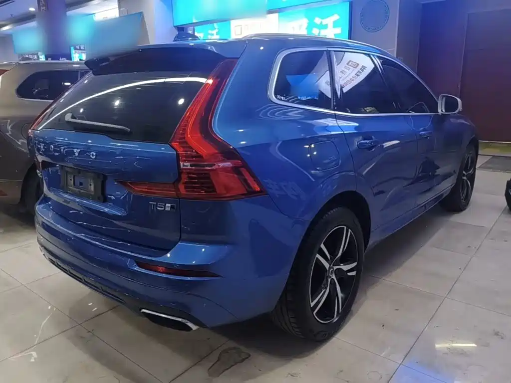 Volvo XC60 T5 4 WD Smart Grace Sport