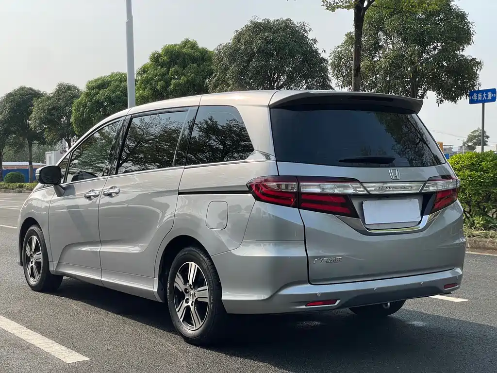Odyssey 2.4 L Comfort