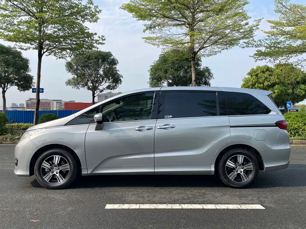 Odyssey 2.4 L Comfort