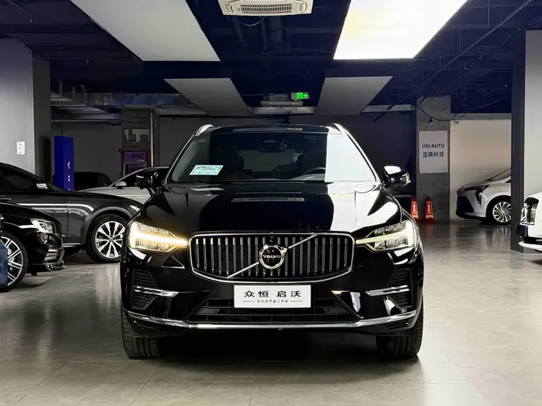 Volvo XC60 B5 4 WD Smart Vision Luxury