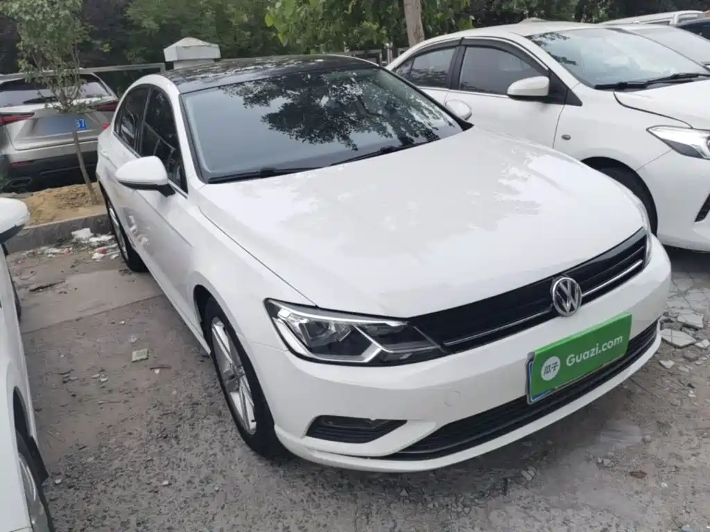 Lamando 280 TSI DSG Comfort