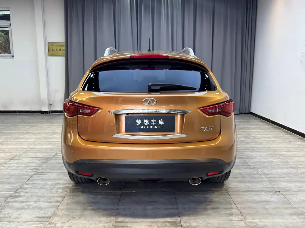 Infiniti FX 英菲尼迪FX 2013款 FX37 超越版