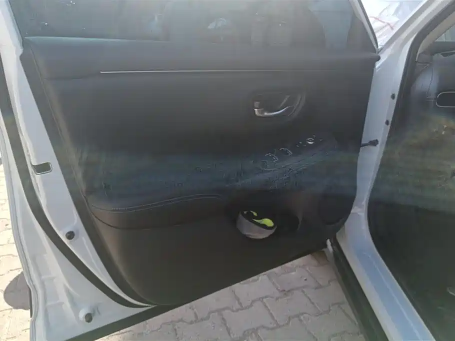 Honda HR-V 2.0 L e:HEV Motion Smart