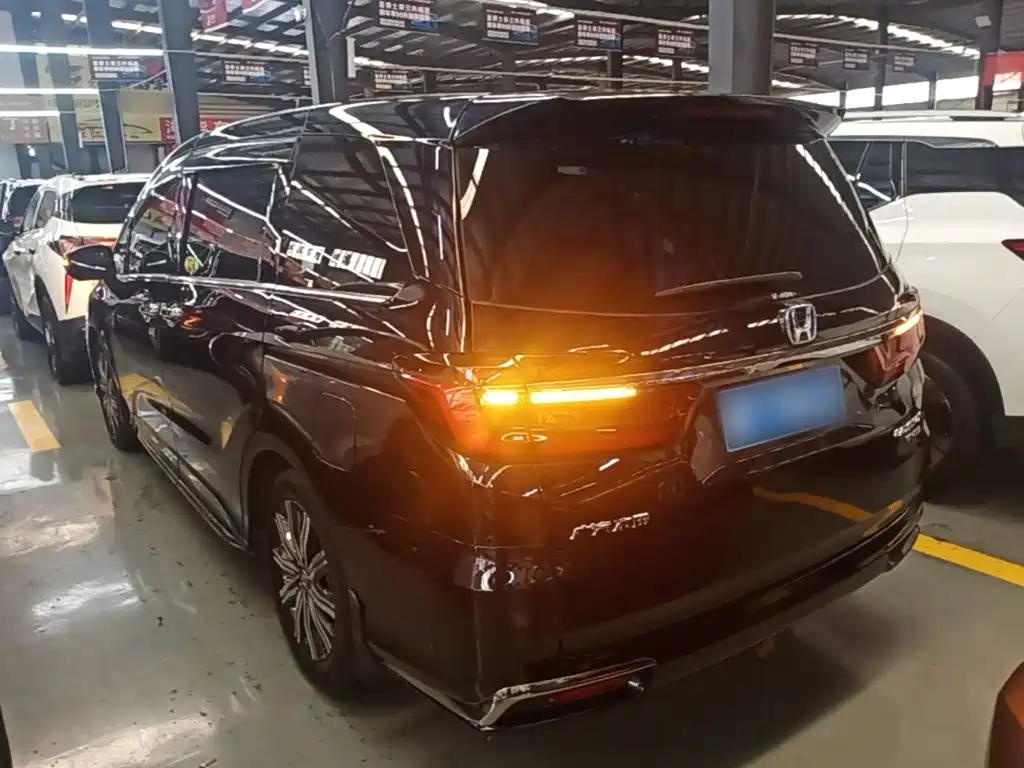 Odyssey 2.0 L e:HEV Sharp· Leading Enjoyment