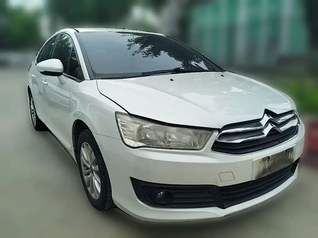 C-Quatre VTS 1.6 L Manual Fashionable