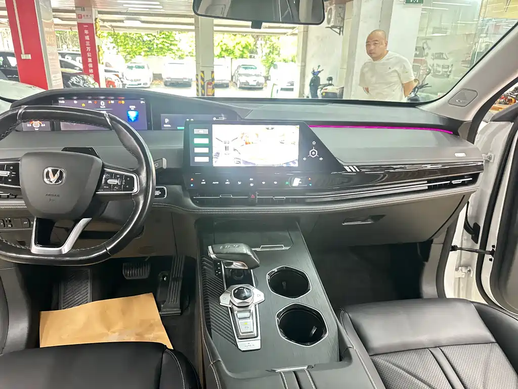 Changan UNI-K 2.0 T 2 WD Joy Style