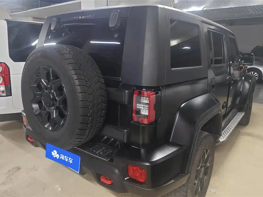 BAIC BJ40 2.0 D Auto 4 WD Blade Hero Swordsman