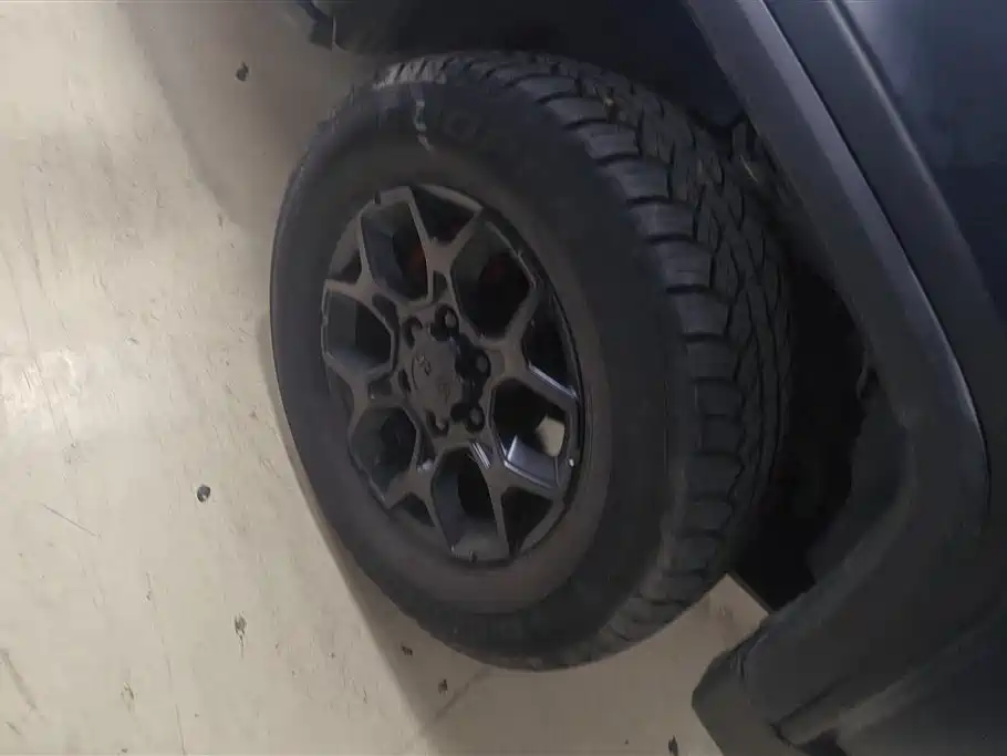BAIC BJ40 2.0 D Auto 4 WD Blade Hero Swordsman