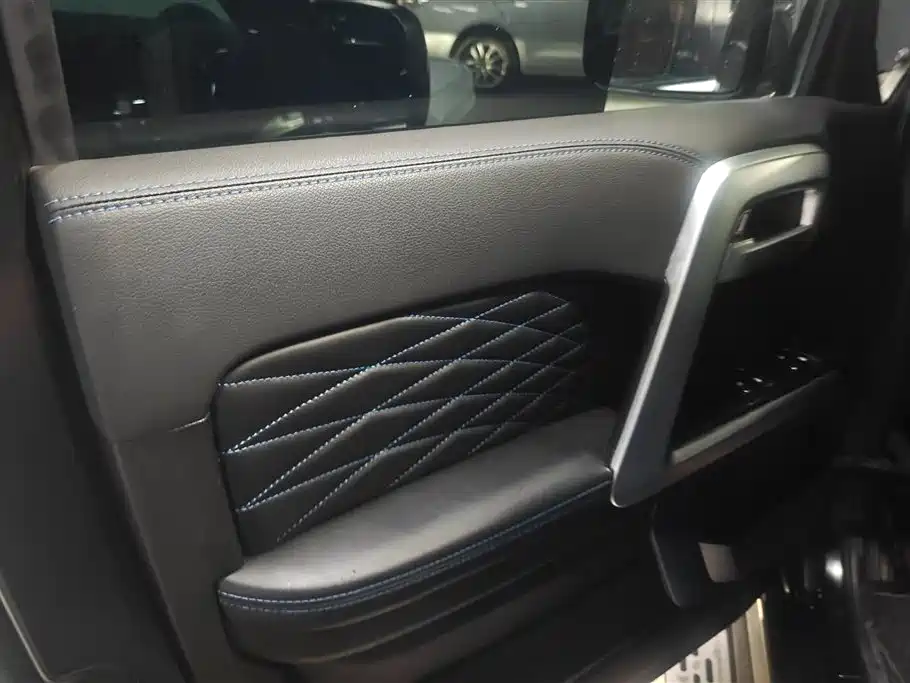 BAIC BJ40 2.0 D Auto 4 WD Blade Hero Swordsman