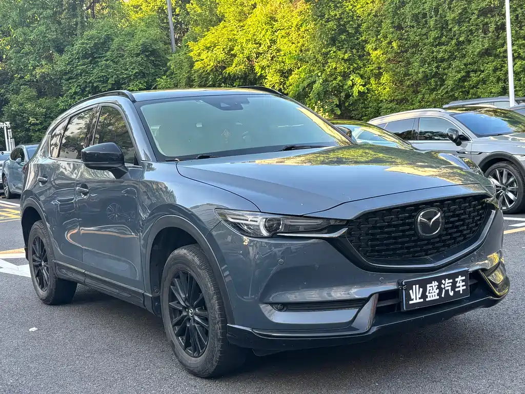 Mazda CX-5 2.0 L Auto 2 WD Black Knight
