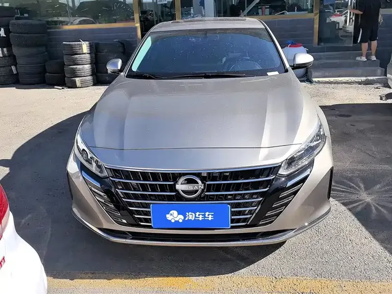 Nissan Teana 2.0 L XE Sincere