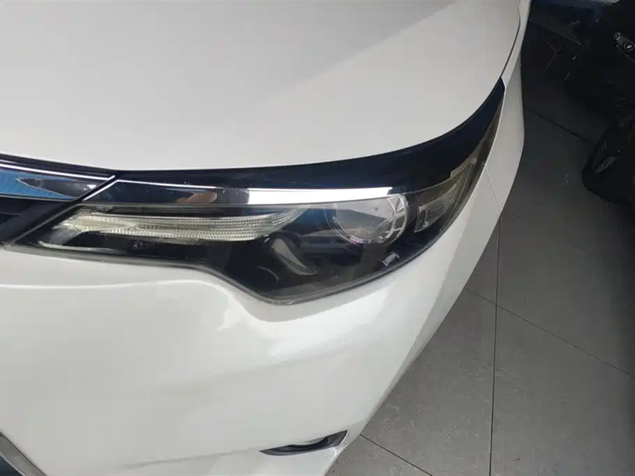 Levin Facelift 185 T CVT Leading CN-V