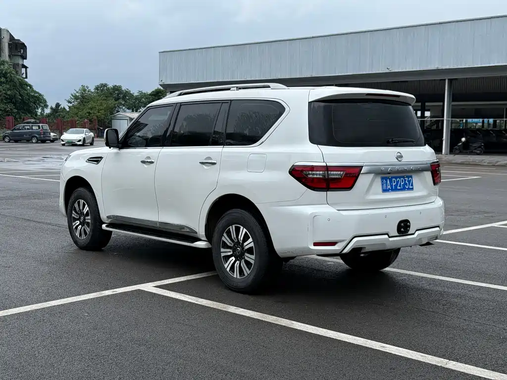 Patrol 4.0 L Platinum