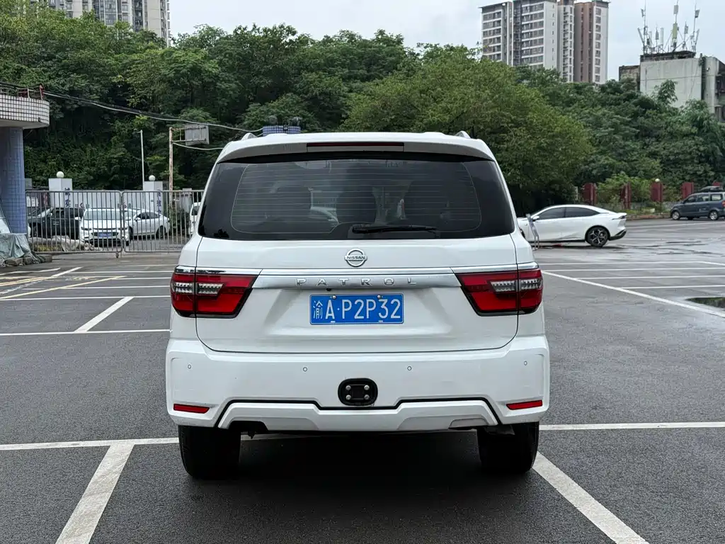 Patrol 4.0 L Platinum