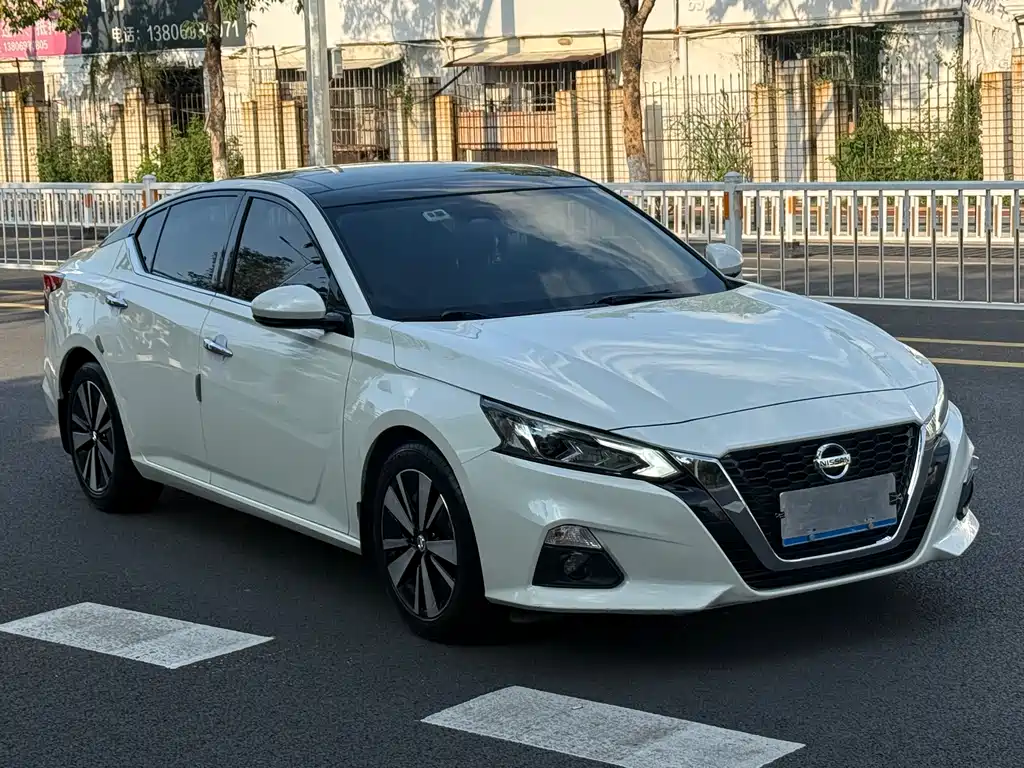 Teana 2.0 L XL Comfort
