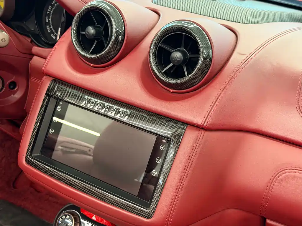 California T 4.3 L Standard