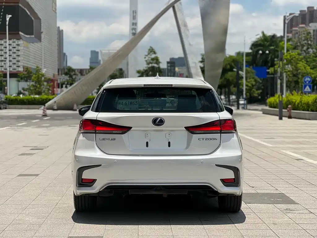 Lexus CT CT200 h Elite Mono CN-V