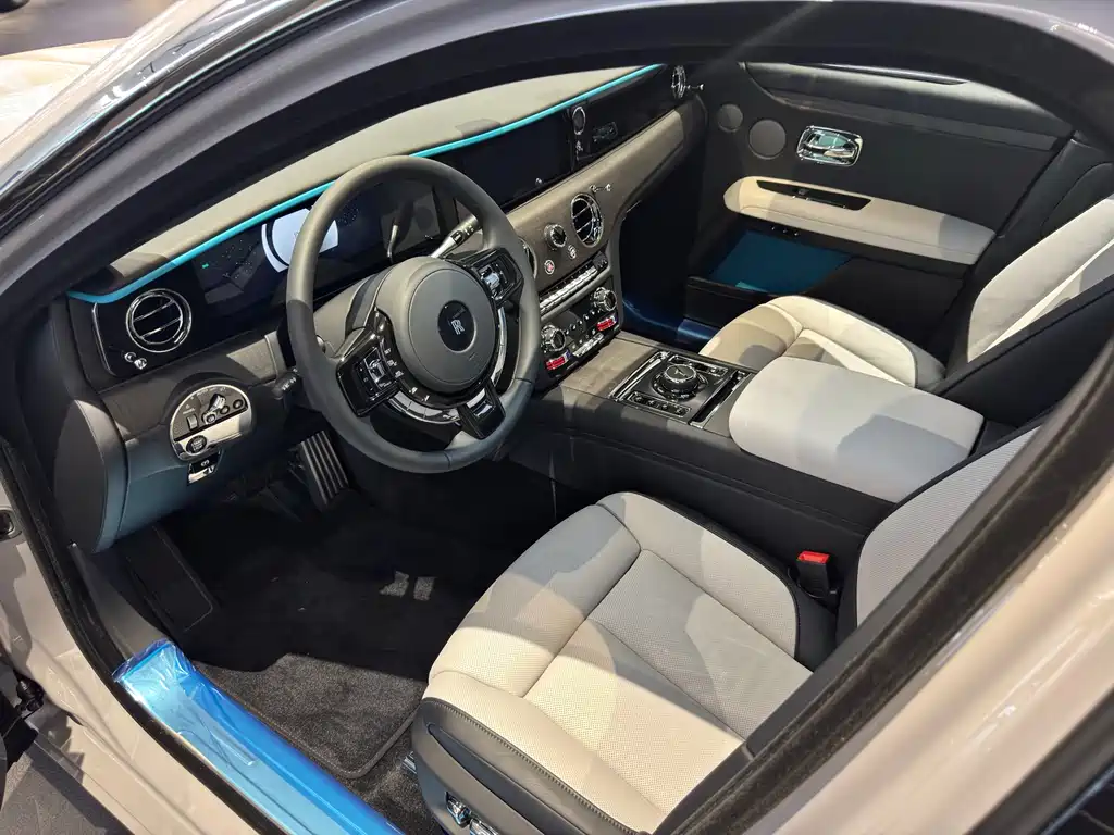 Ghost 6.7 T Standard Wheelbase