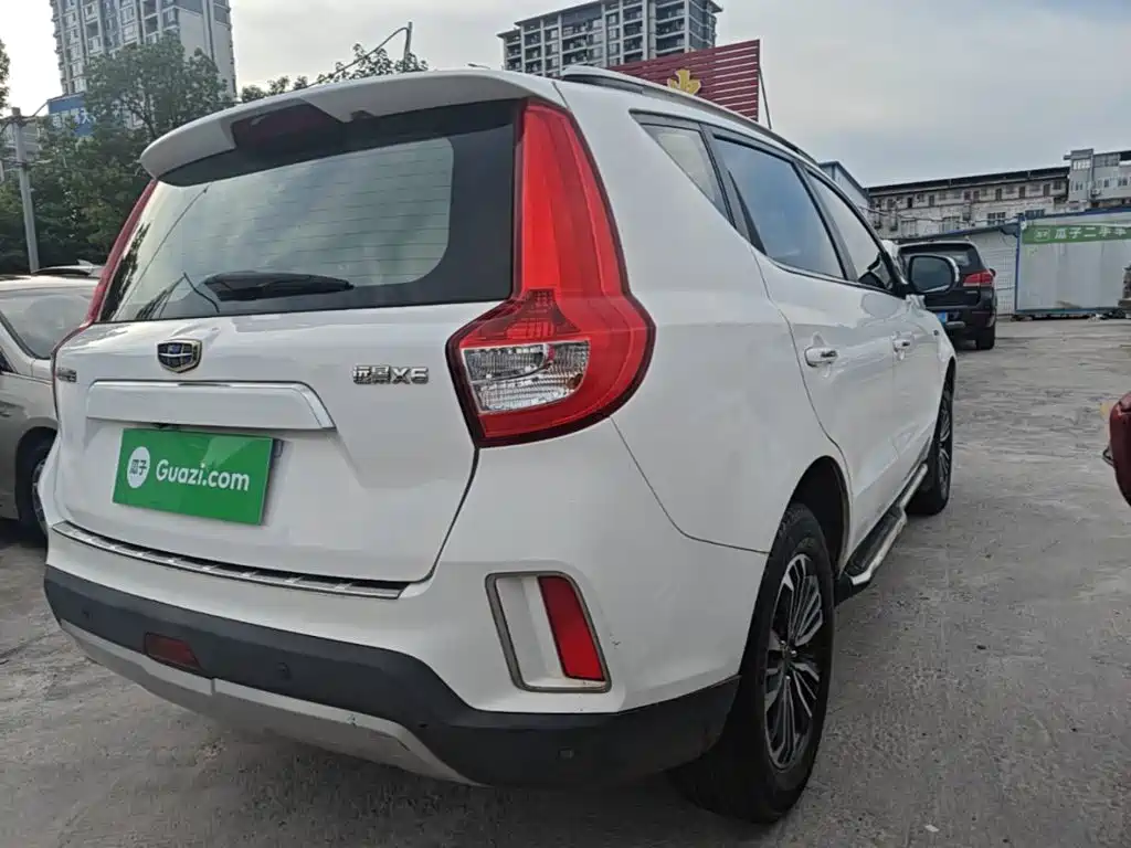 Vision X6 1.3 T CVT Flagship