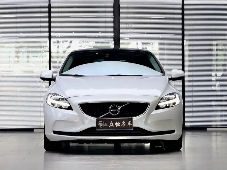 Volvo V40 T3 Smart Ease