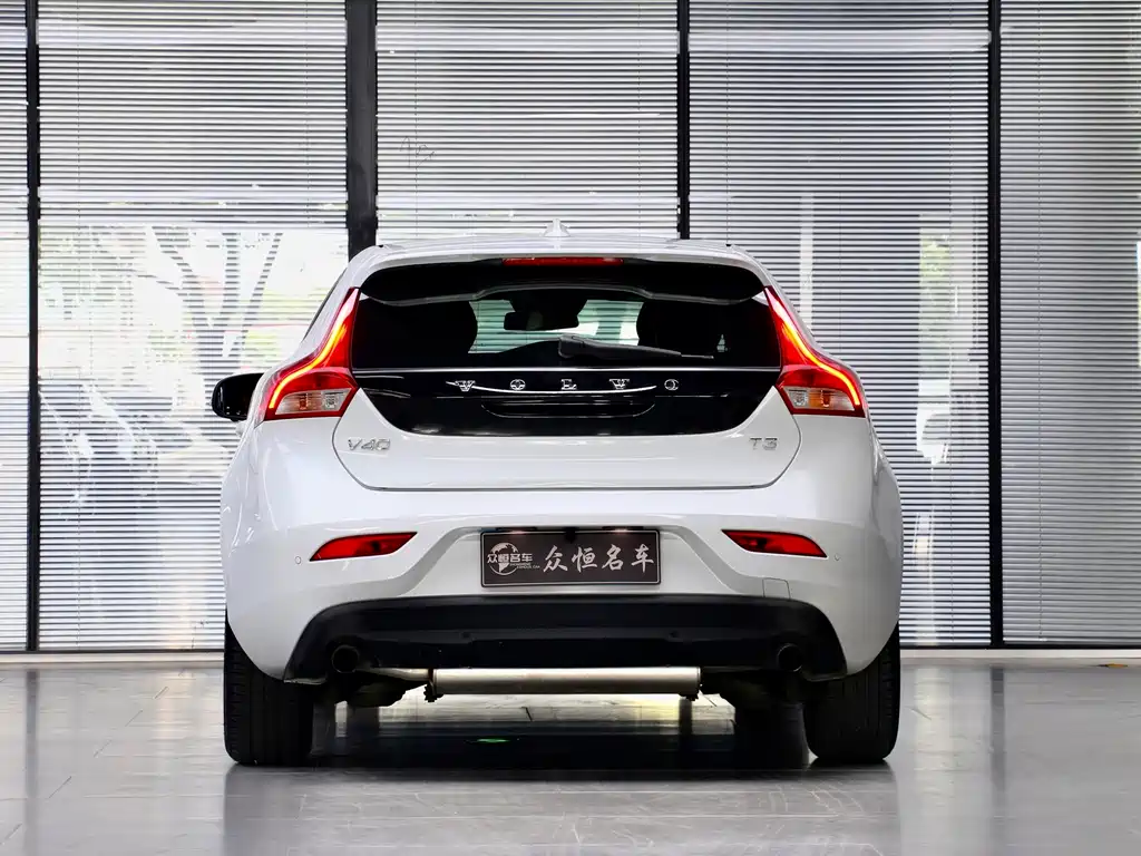 Volvo V40 T3 Smart Ease