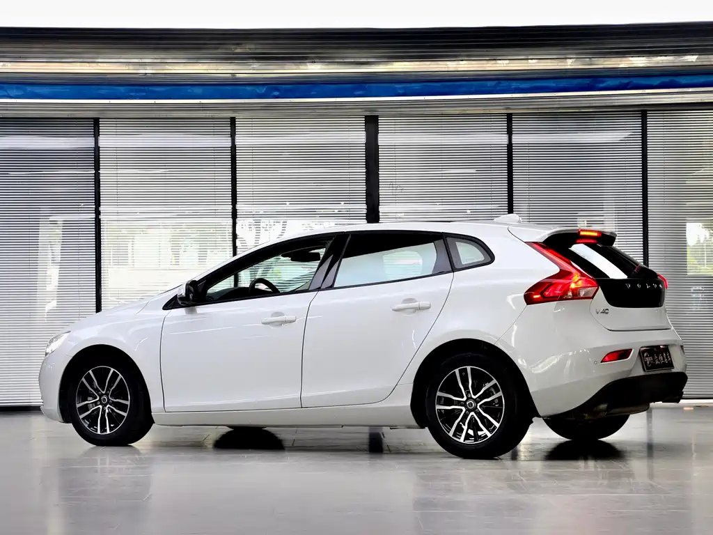 Volvo V40 T3 Smart Ease