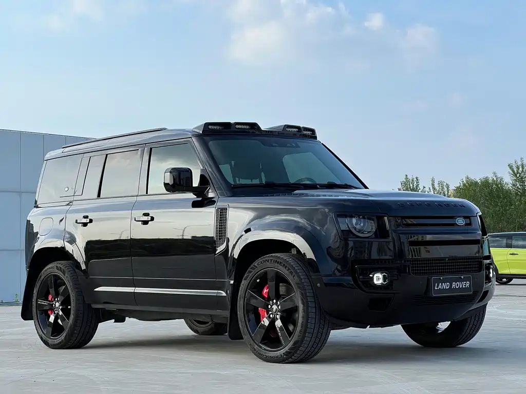Land Rover Defender 110 3.0 T P400 X-DYNAMIC HSE